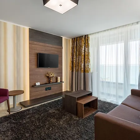 Splendid Conference & - Adults Only Готель