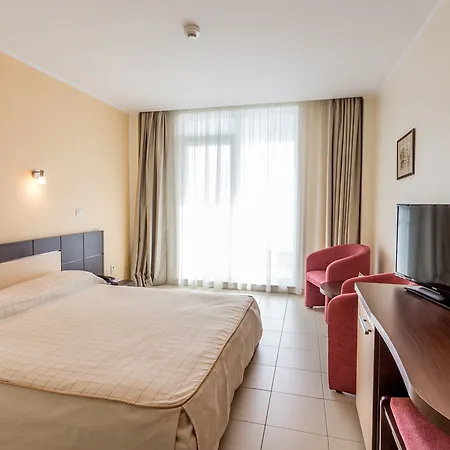 Splendid Conference & - Adults Only Мамая
